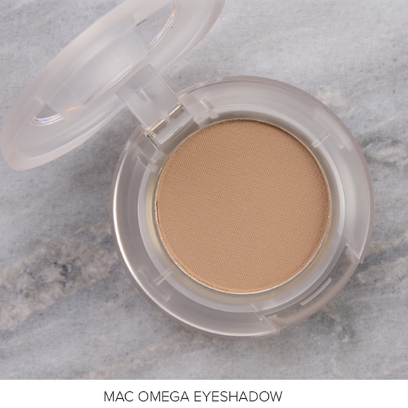 MAC Cosmetics Omega Eyeshadow - Picture 1 of 8